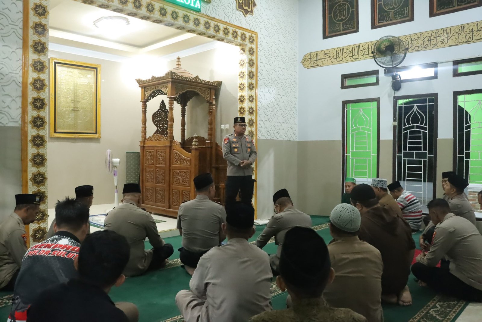 Kapolres Kotamobagu AKBP Abdul Kholik Subuh Keliling di Masjid Al-Ikhlas Mogolaing