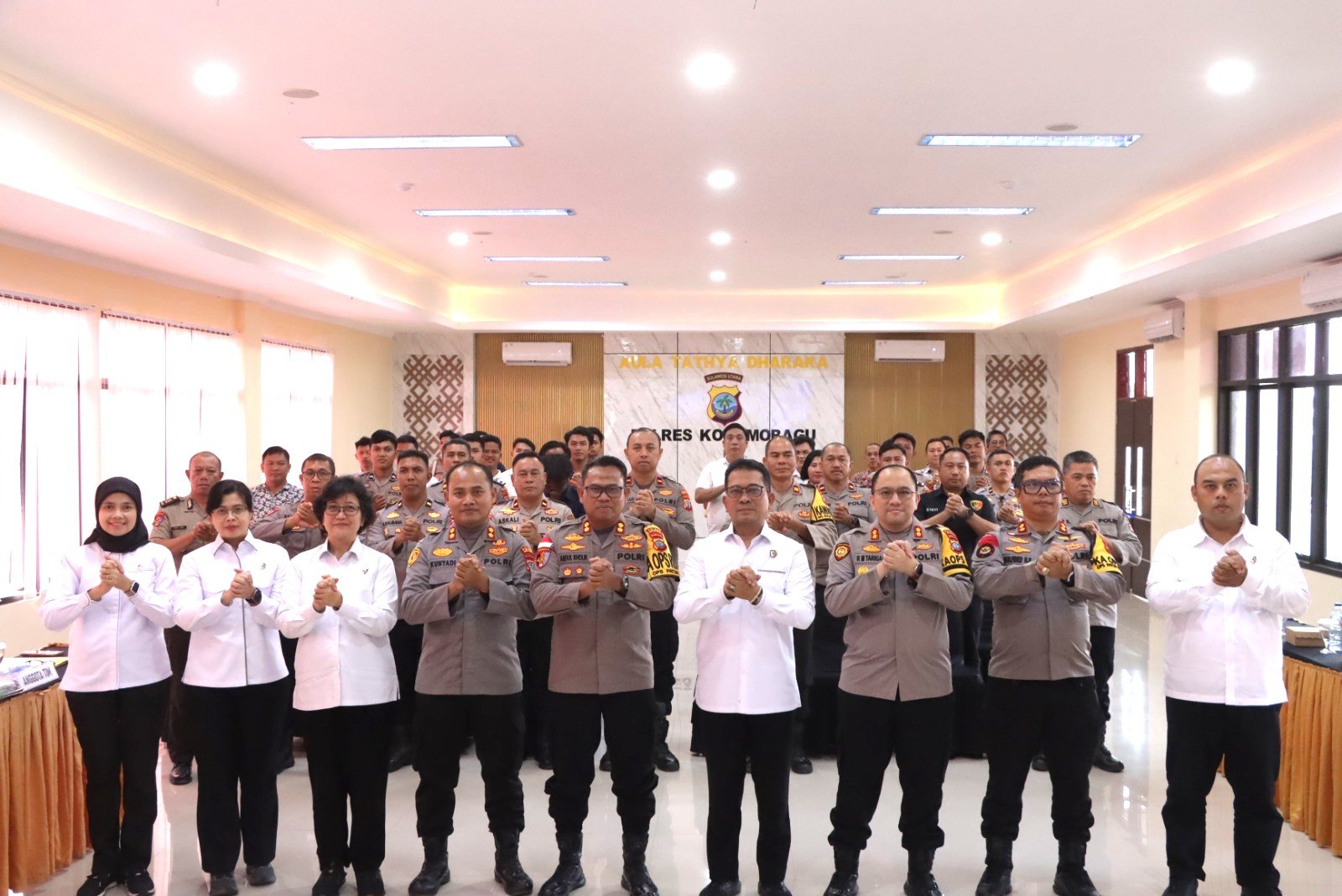 Tim Itwasum Polri dipimpin Kombes Pol Pri Hartono melakukan monev Dumas di Aula Tathya Dharaka Polres Kotamobagu