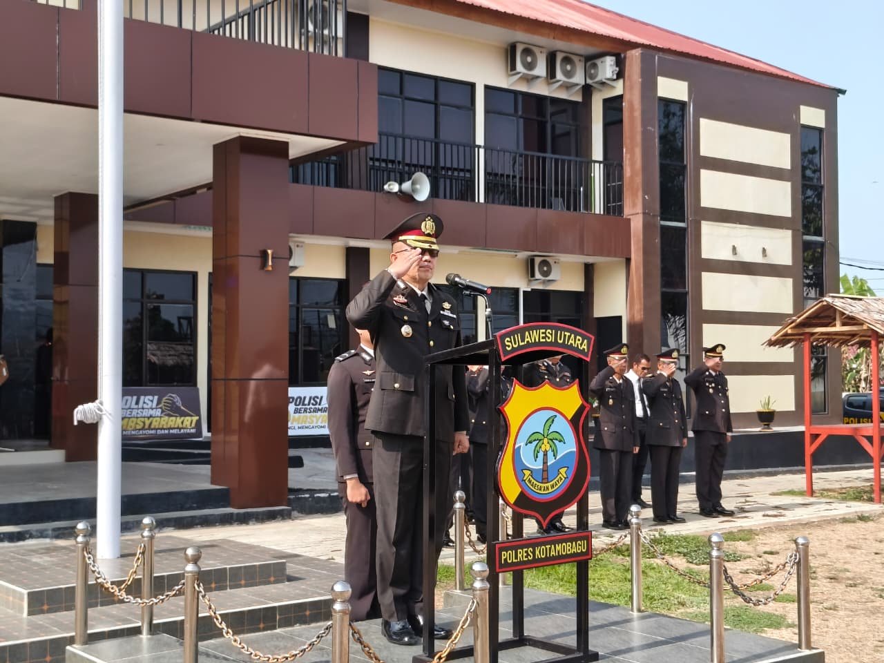 Upacara Hari Sumpah Pemuda ke-98 di Polres Kotamobagu dipimpin Wakapolres Kompol Romel Pontoh